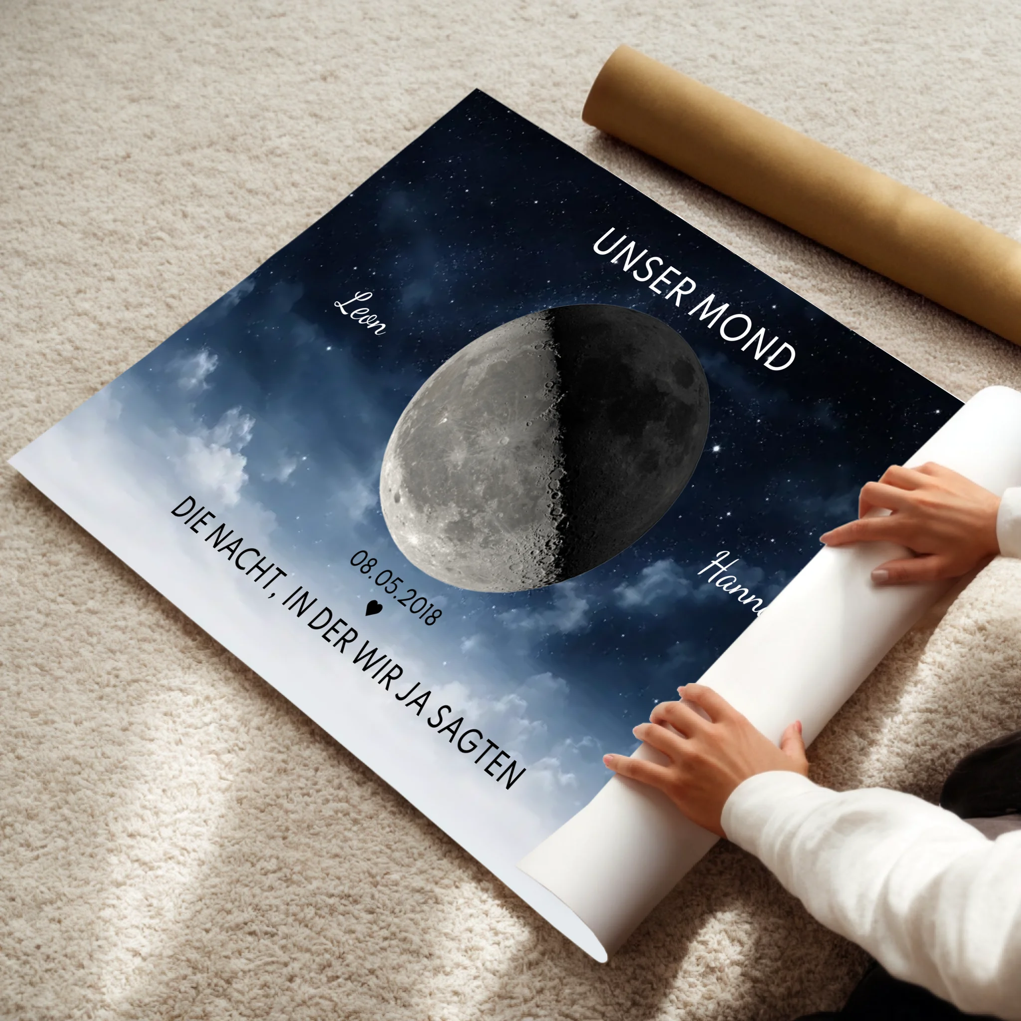 L Mockup Poster Rolled